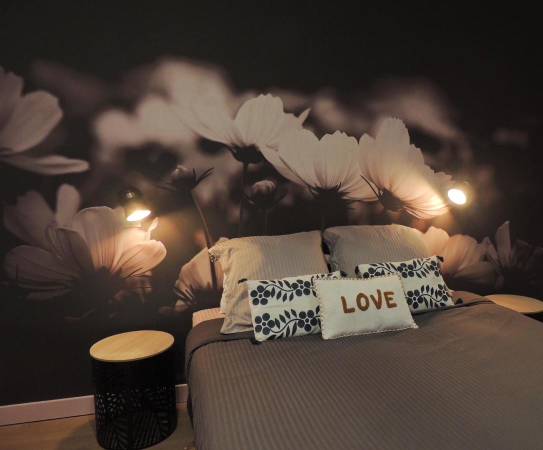 Ceshap - Chambres D'Hotes Avec Jacuzzi Taden Ngoại thất bức ảnh